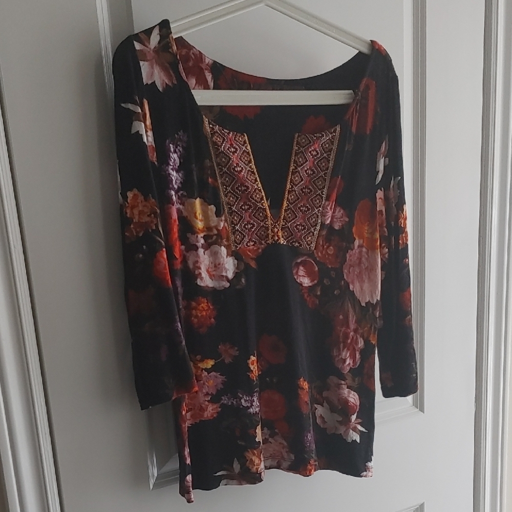 Floral Black and Red Women's Top